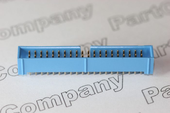 Tyco 40 Way Vertical PCB IDC Header Plug 8-1437045-3 - Image 3