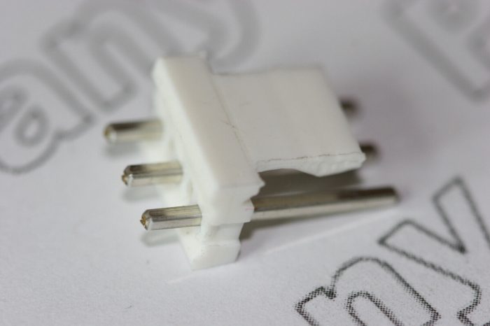 TE Connectivity 644752-3 MTA156 Connector 3 Way Vertical Header 4mm Pitch - Image 6