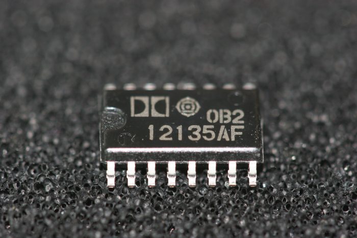 HA12135AF Dolby B-Type Noise Reduction System Hitachi FP-16DA SMD