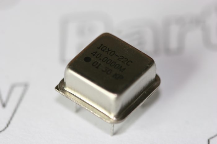 IQXO-22C C-MAC 40.0000MHz Crystal Oscillator