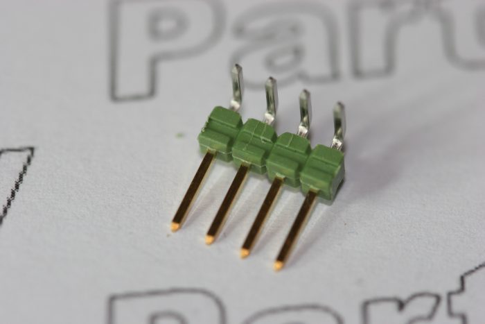 825437-4 Tyco 4 Way PCB Header Right Angle