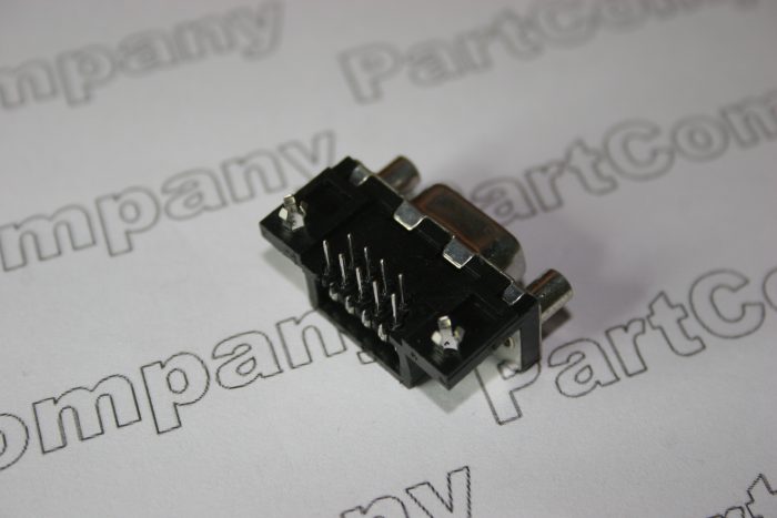 9 Way DSub Right-Angled Socket PCB Mounting FCI D09S13B4GV00 - Image 2
